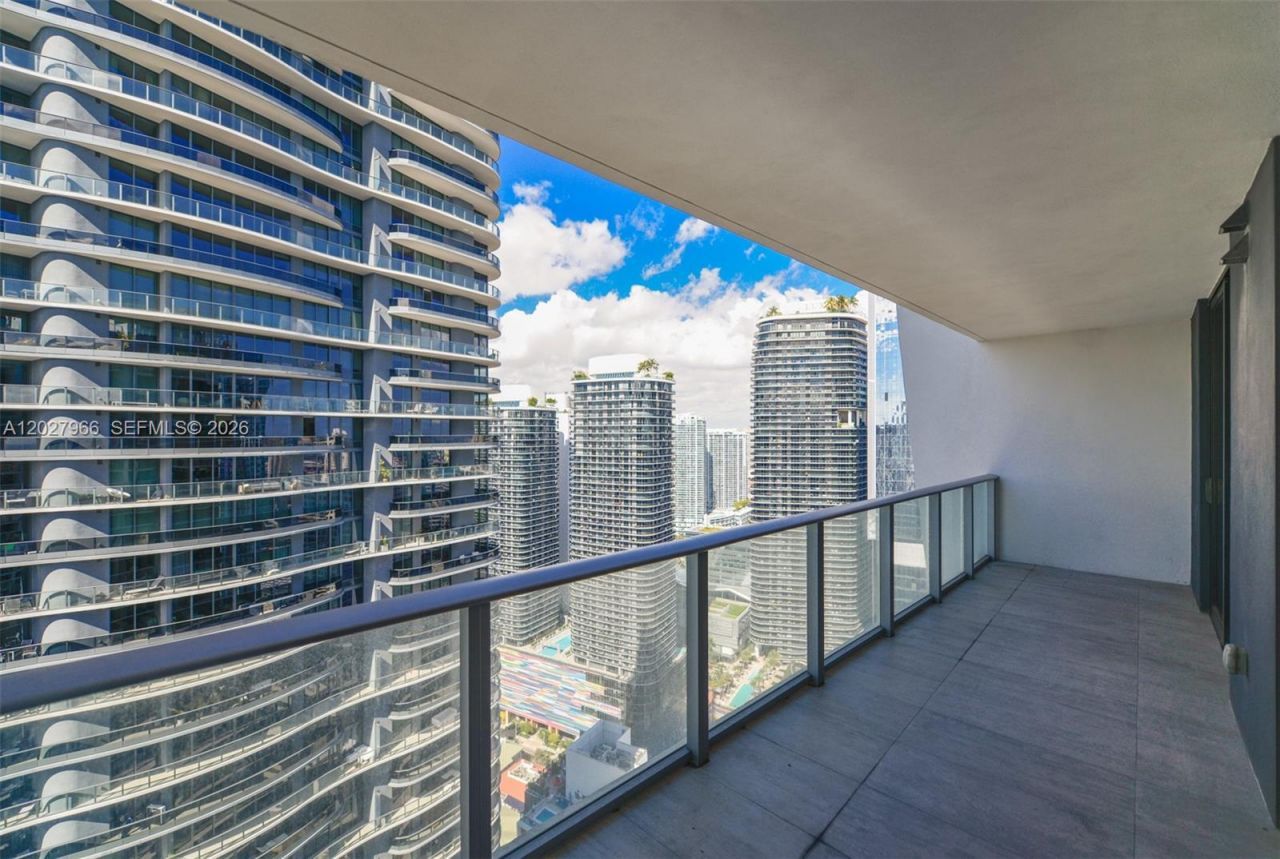 1010 Brickell Ave , Unit 4607, Miami, FL 33131 Photo