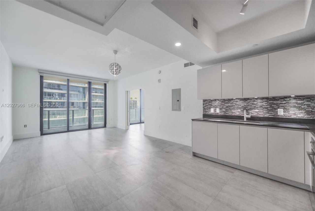 1010 Brickell Ave , Unit 4607, Miami, FL 33131 Photo