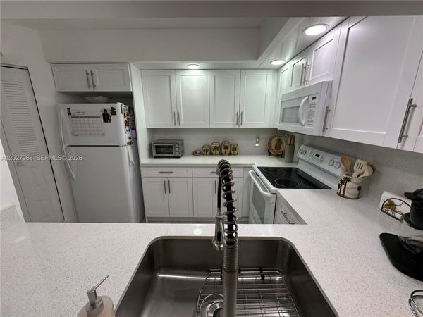 12650 SW 6th St, Unit 412K, Pembroke Pines, FL 33027