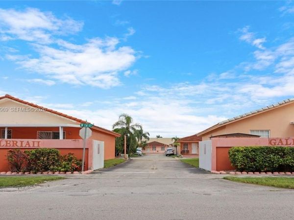 2250 W 74th Pl, Unit 8C, Hialeah, FL 33016
