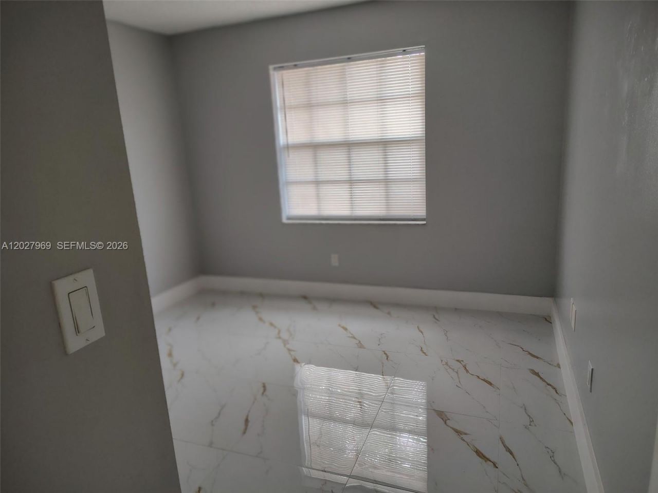 2250 W 74th Pl , Unit 8C, Hialeah, FL 33016 Photo