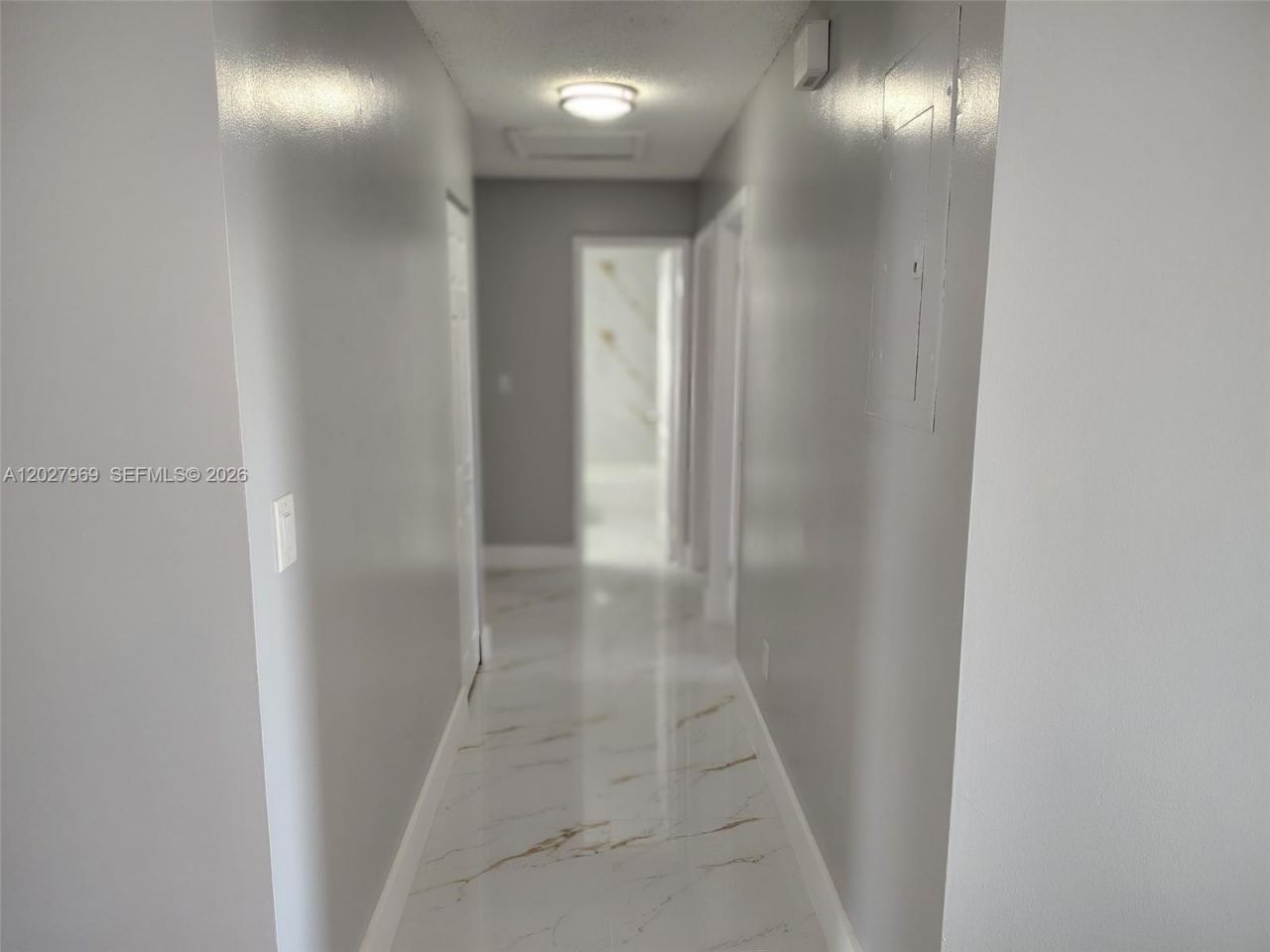 2250 W 74th Pl , Unit 8C, Hialeah, FL 33016 Photo