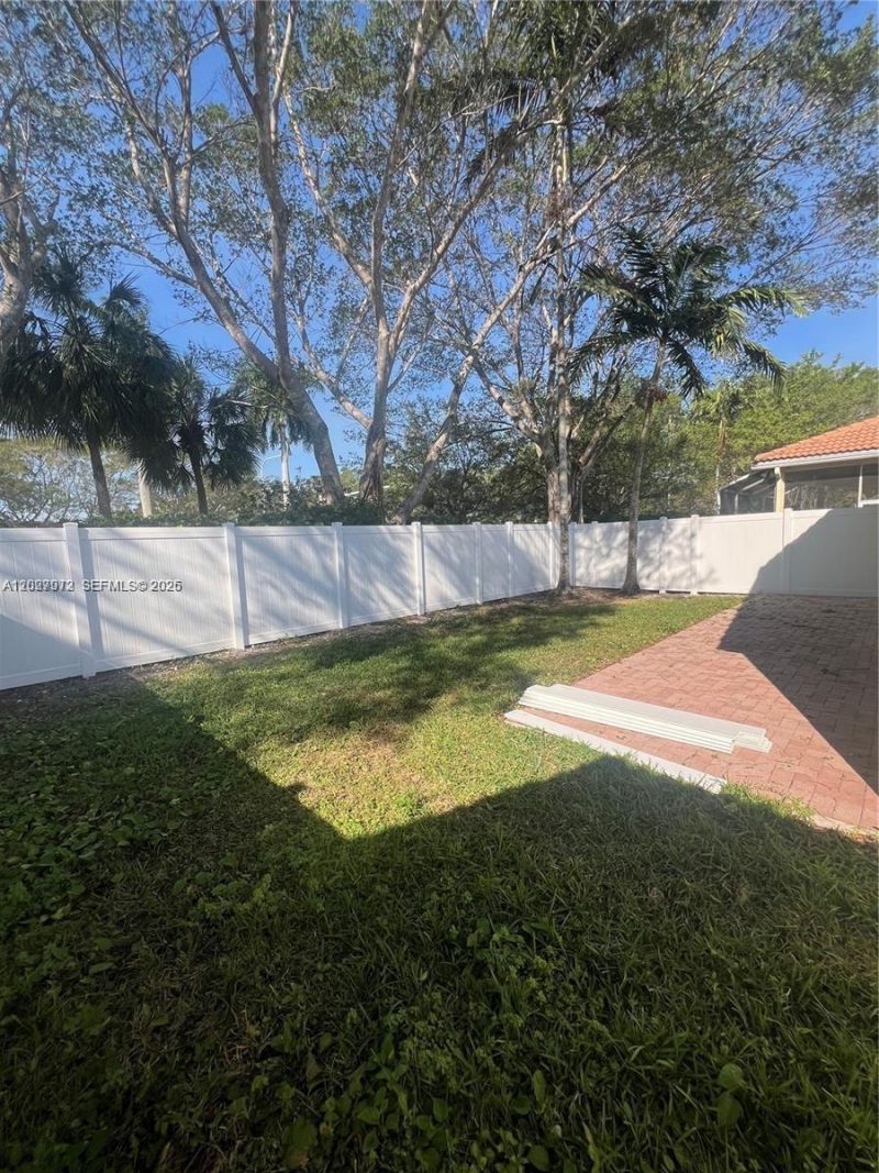 812 Garnet Cir , Unit 812, Weston, FL 33326 Photo