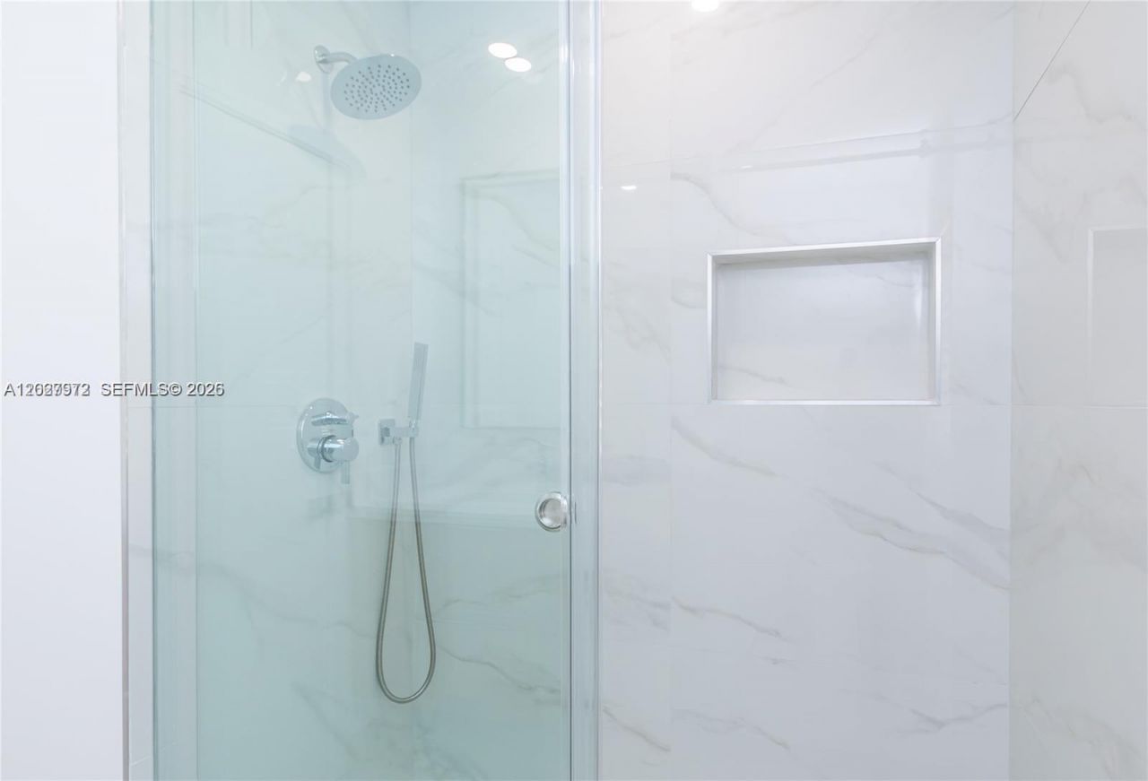 812 Garnet Cir , Unit 812, Weston, FL 33326 Photo