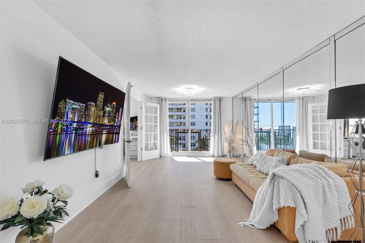 9273 Collins Ave , Unit 503, Surfside, FL 33154 Photo