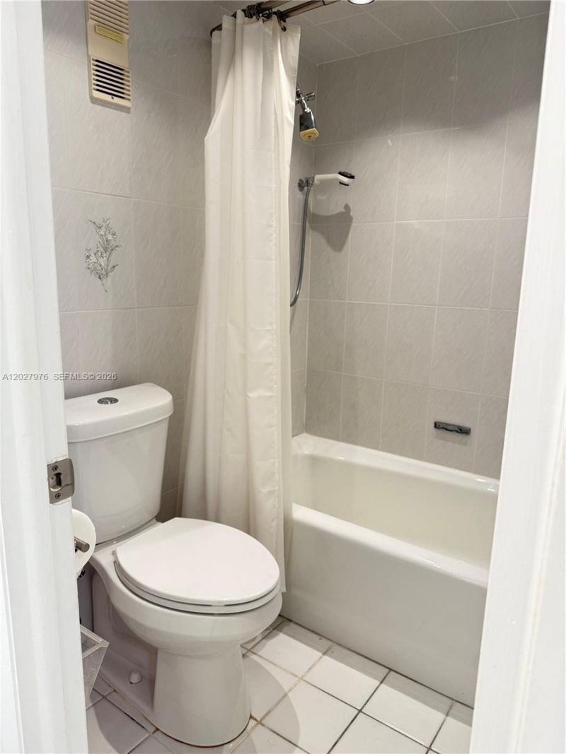 9273 Collins Ave , Unit 503, Surfside, FL 33154 Photo