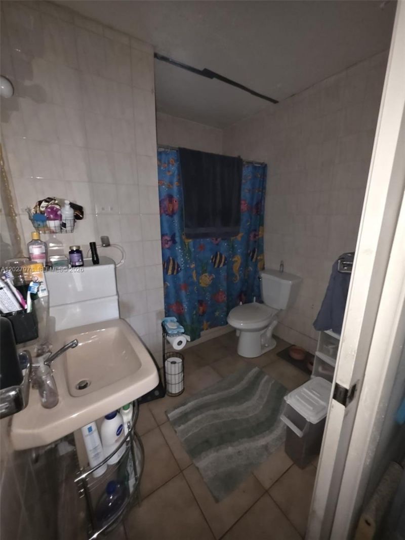 16825 NW 74th Ave , Hialeah, FL 33015 Photo