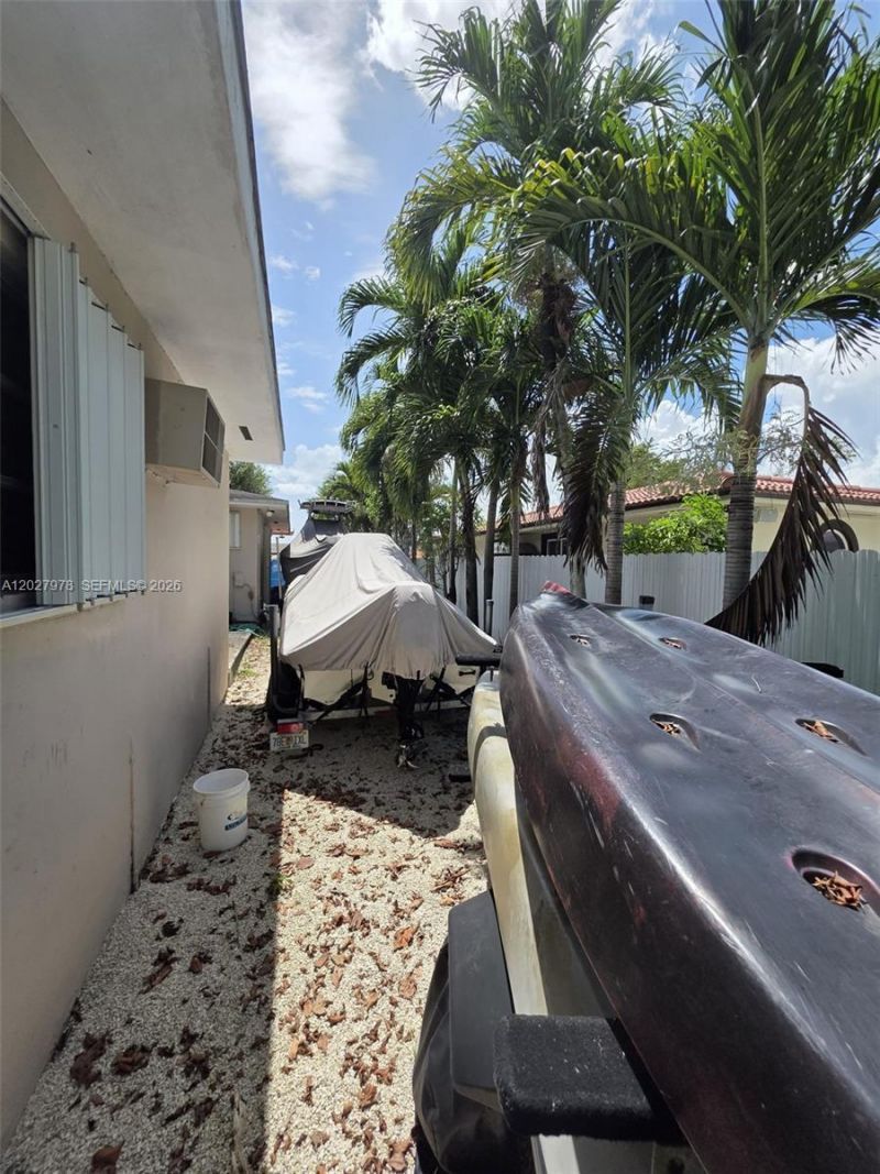 16825 NW 74th Ave , Hialeah, FL 33015 Photo