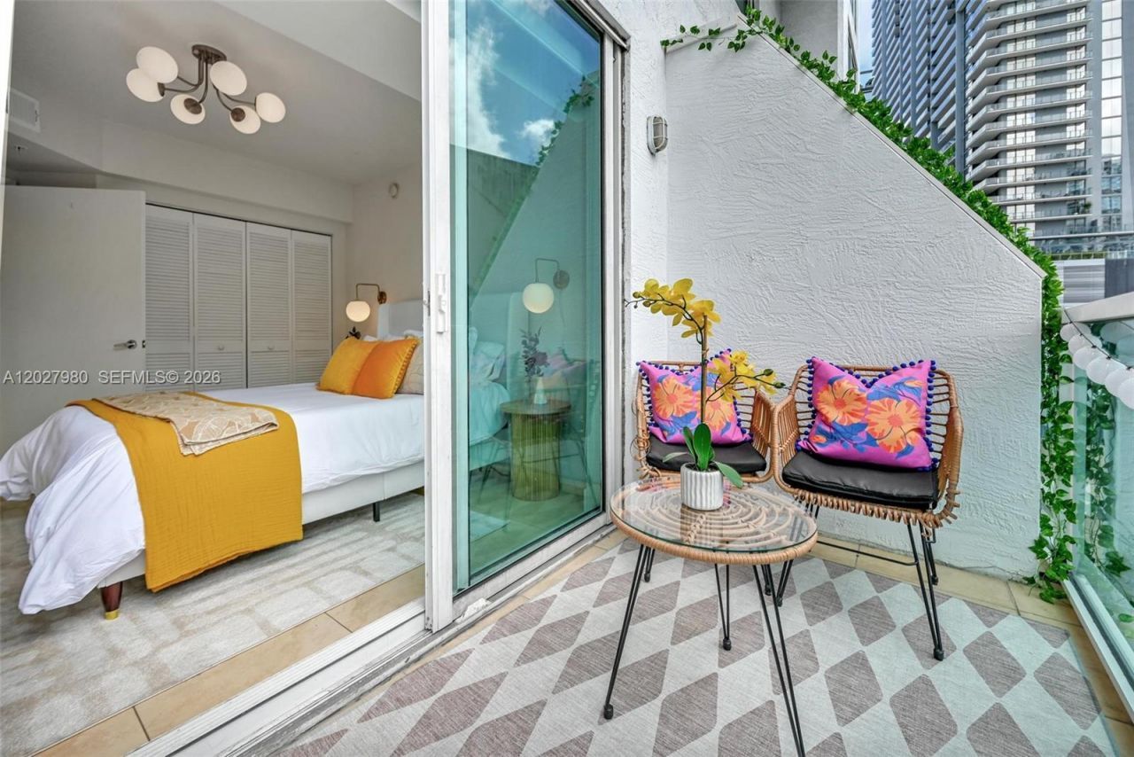 41 SE 5th St , Unit 517, Miami, FL 33131 Photo