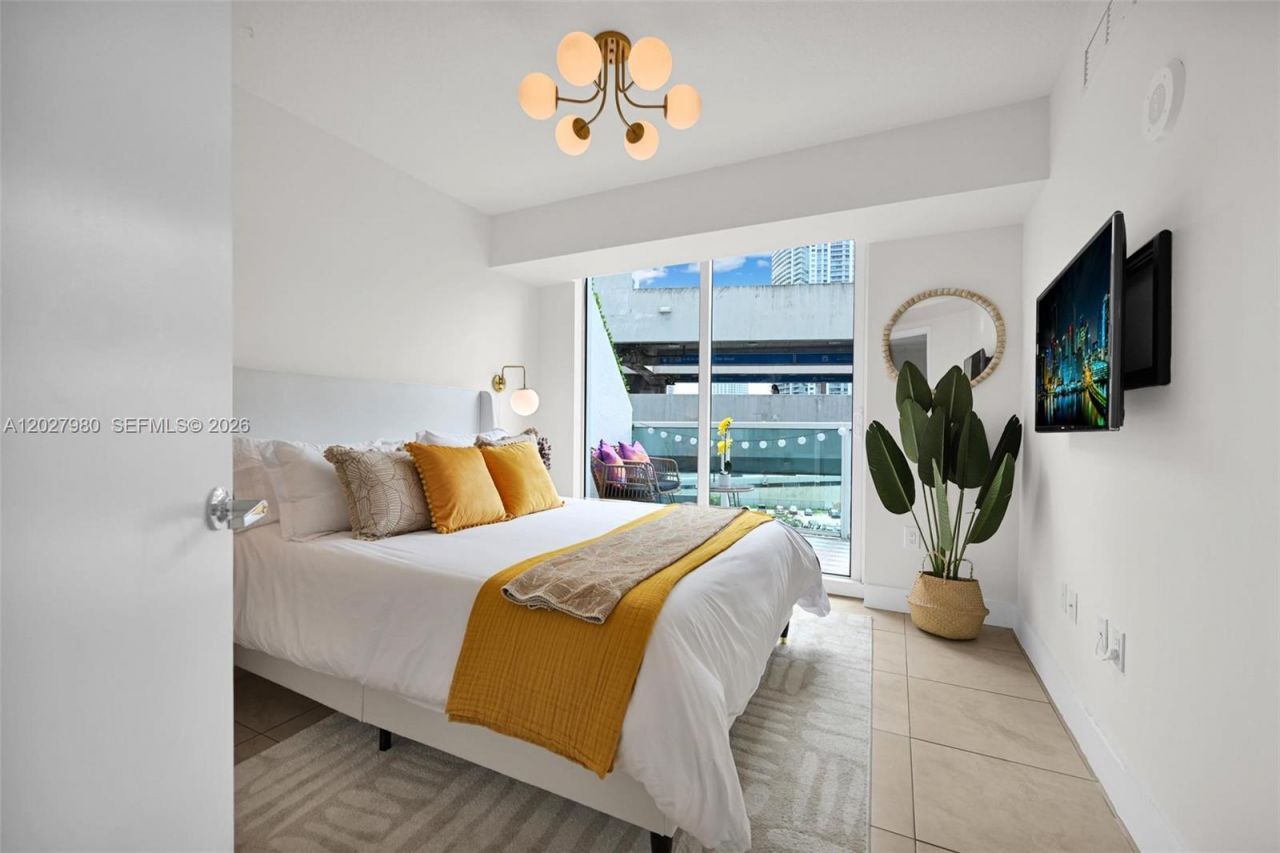 41 SE 5th St , Unit 517, Miami, FL 33131 Photo