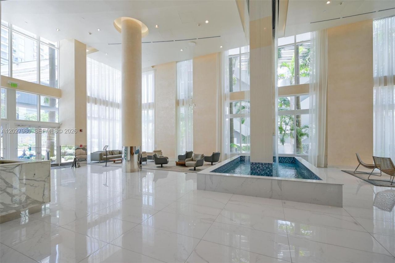 41 SE 5th St , Unit 517, Miami, FL 33131 Photo