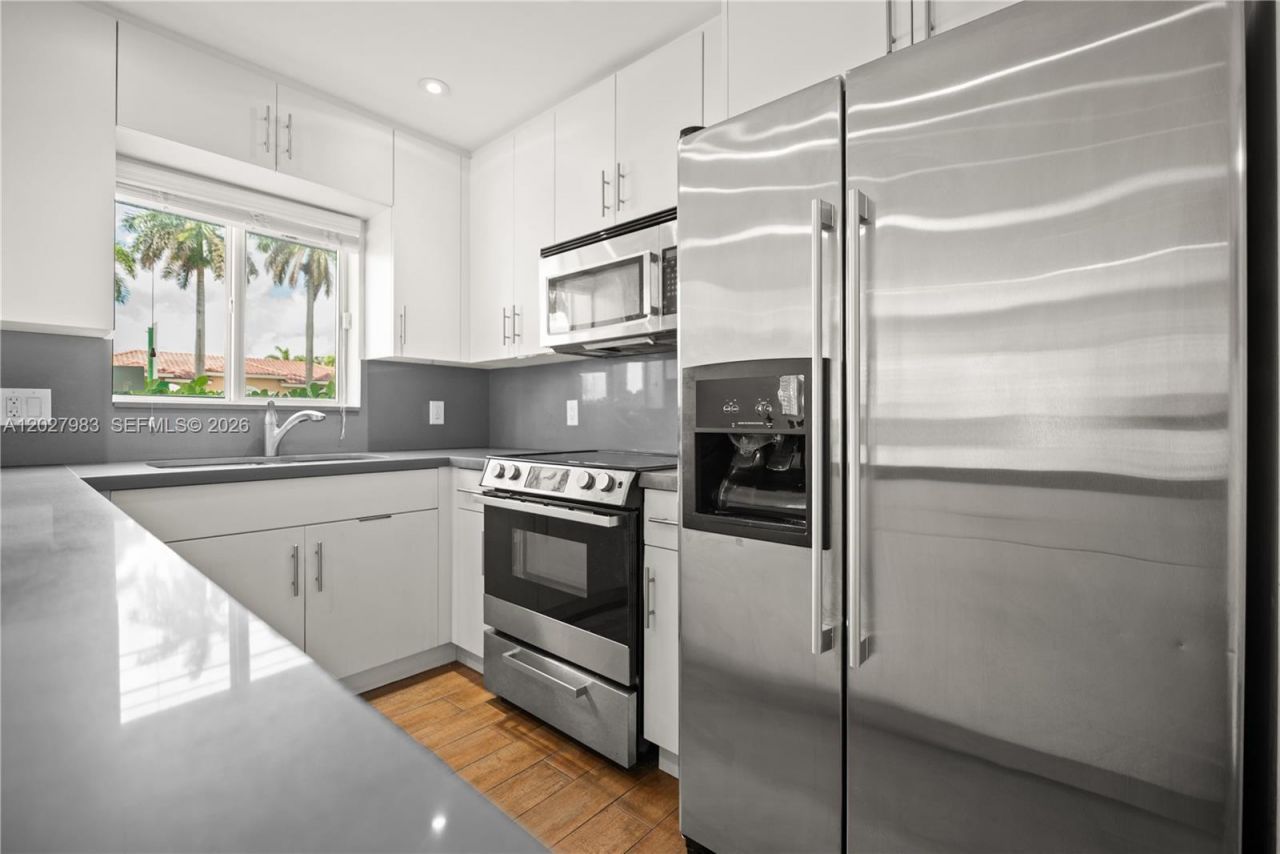 9950 SW 88th St , Unit 414-4, Miami, FL 33176 Photo