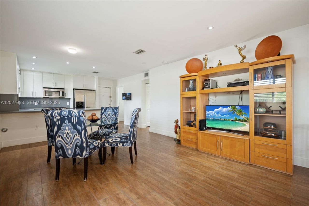 9950 SW 88th St , Unit 414-4, Miami, FL 33176 Photo