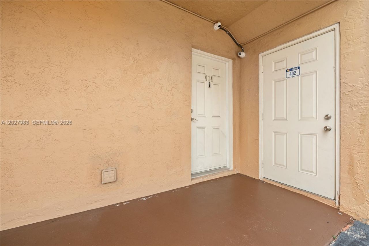 9950 SW 88th St , Unit 414-4, Miami, FL 33176 Photo