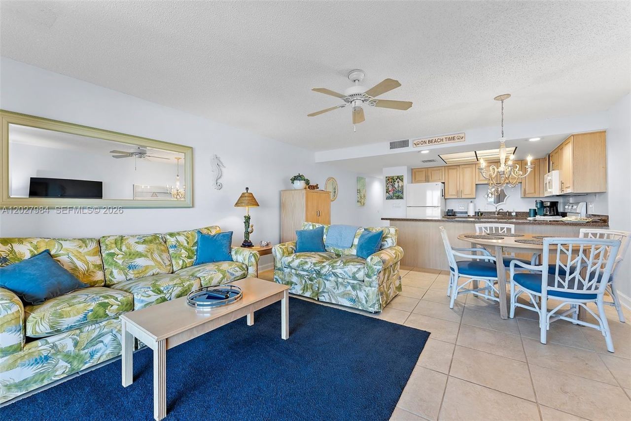 429 NE Tradewind Ln, Unit 305, Hutchinson Island, FL 34996 Photo