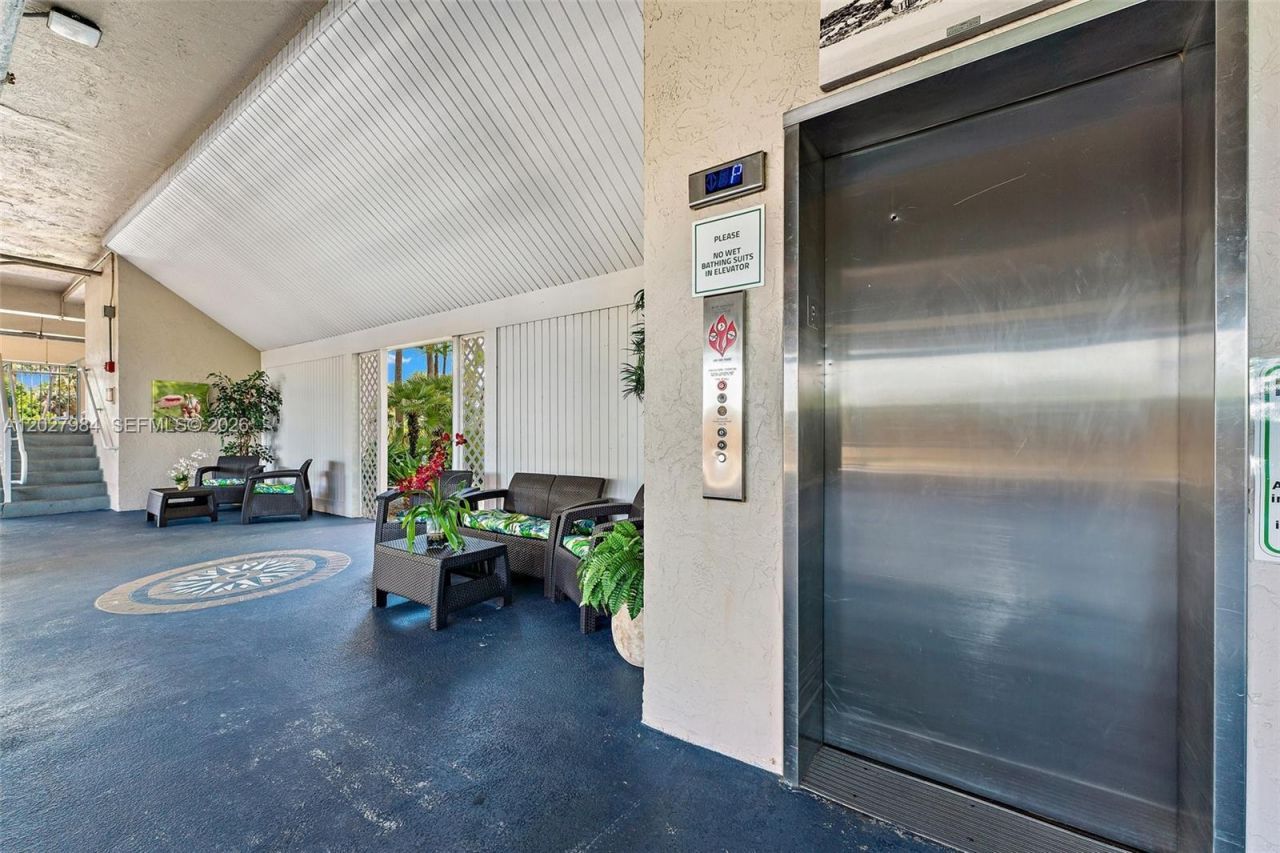 429 NE Tradewind Ln , Unit 305, Hutchinson Island, FL 34996 Photo