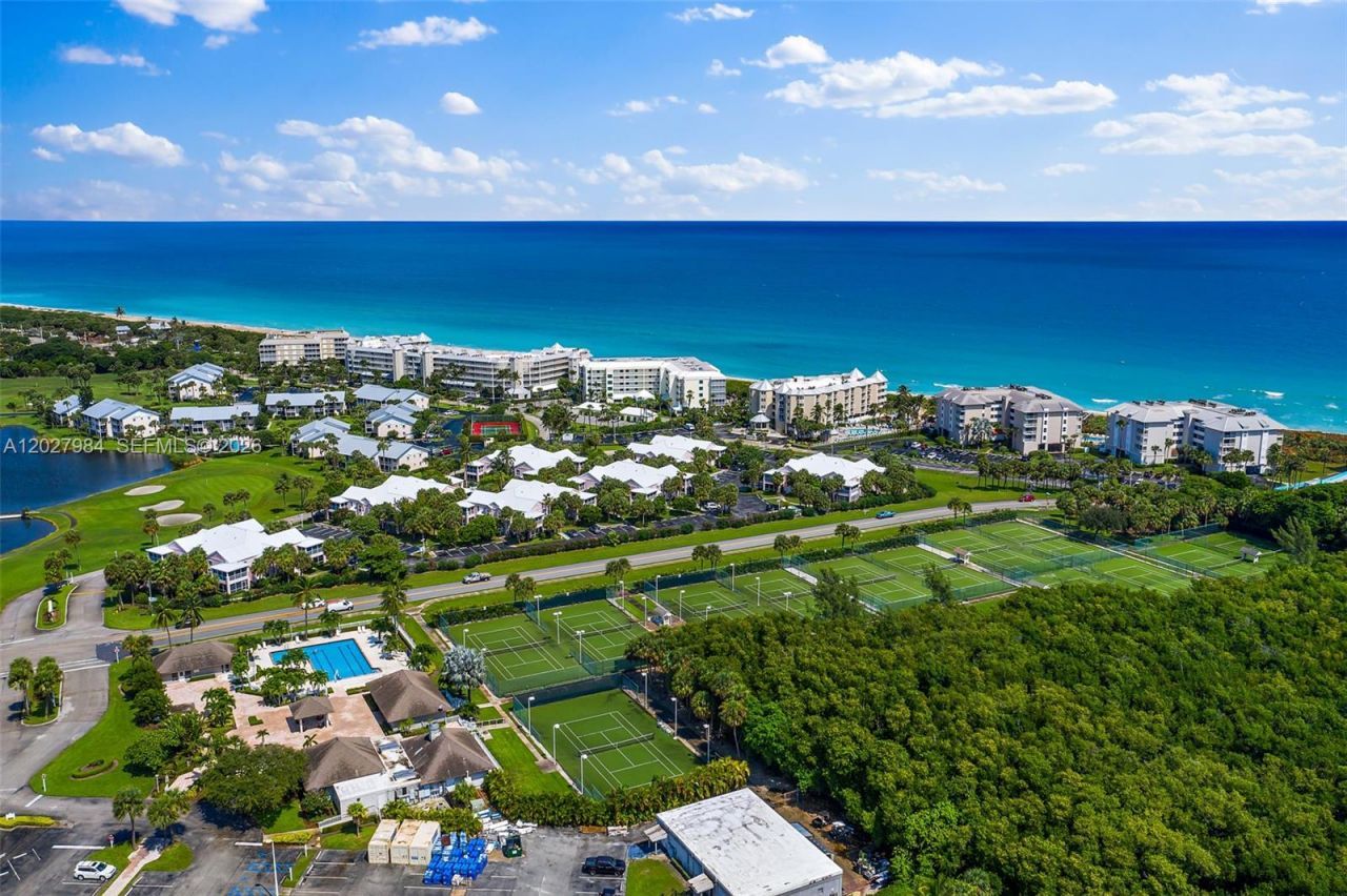 429 NE Tradewind Ln , Unit 305, Hutchinson Island, FL 34996 Photo