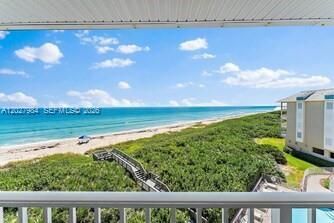 429 NE Tradewind Ln, Unit 305, Hutchinson Island, FL 34996 Photo