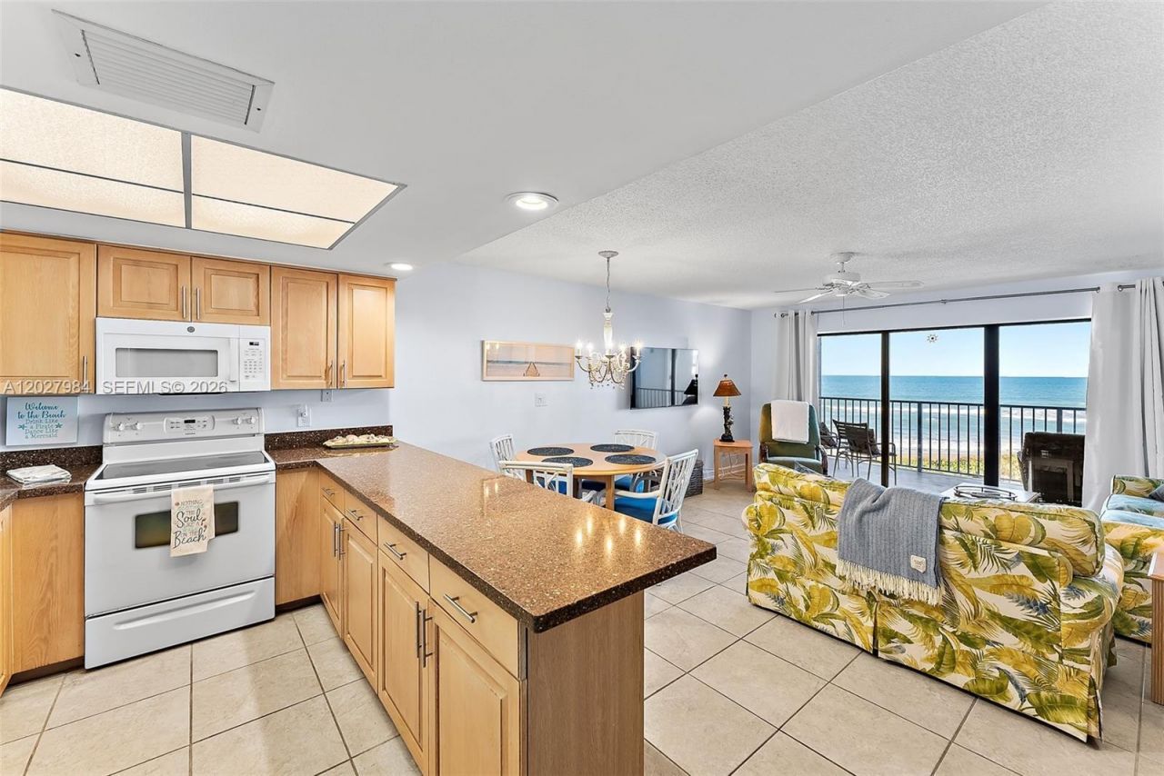 429 NE Tradewind Ln , Unit 305, Hutchinson Island, FL 34996 Photo