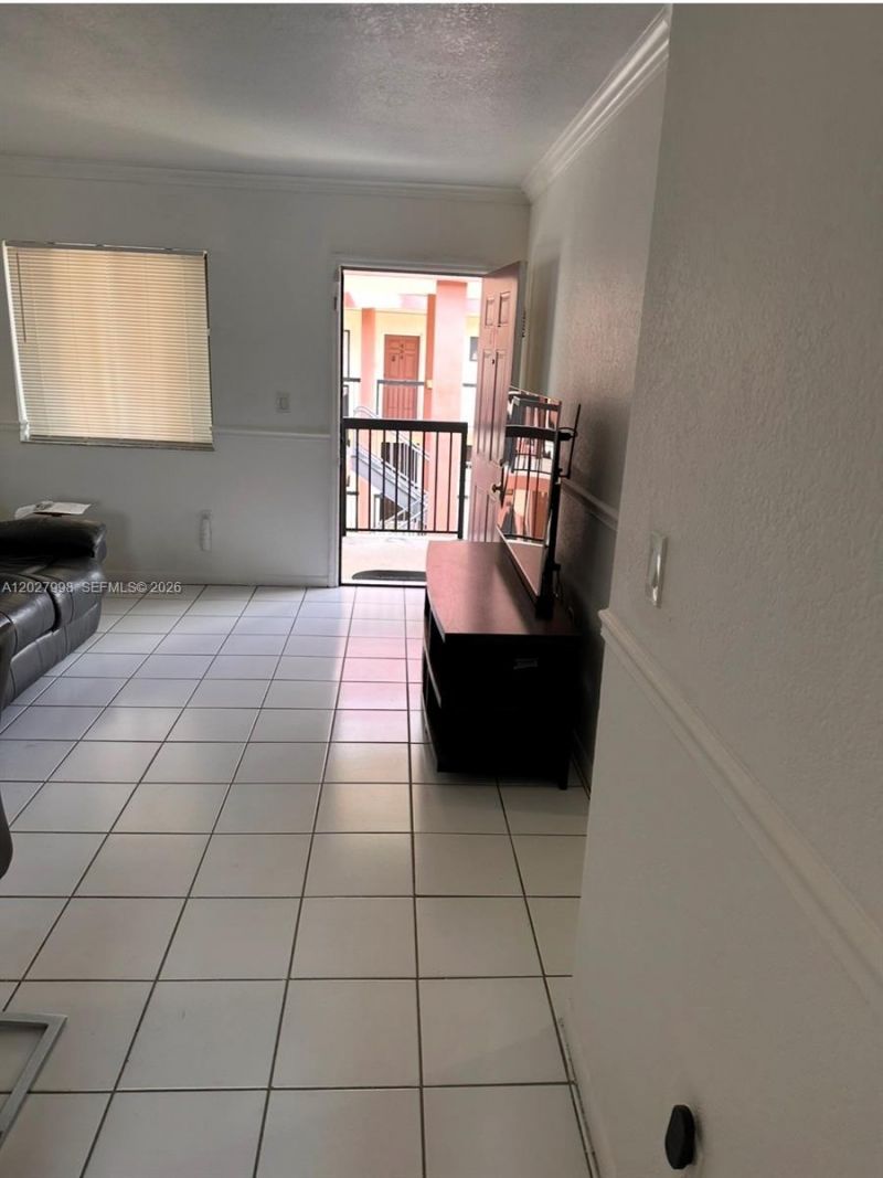 5420 W 21st Ct, Unit 411, Hialeah, FL 33016 Photo