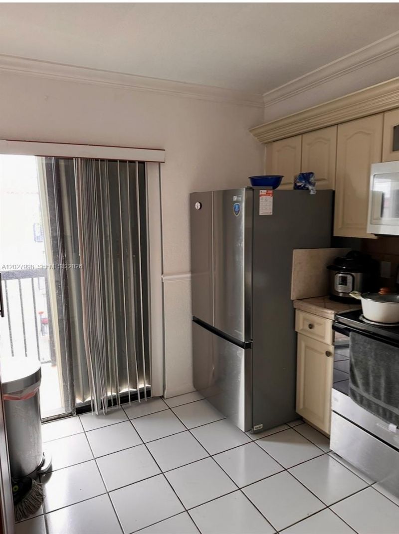 5420 W 21st Ct, Unit 411, Hialeah, FL 33016 Photo