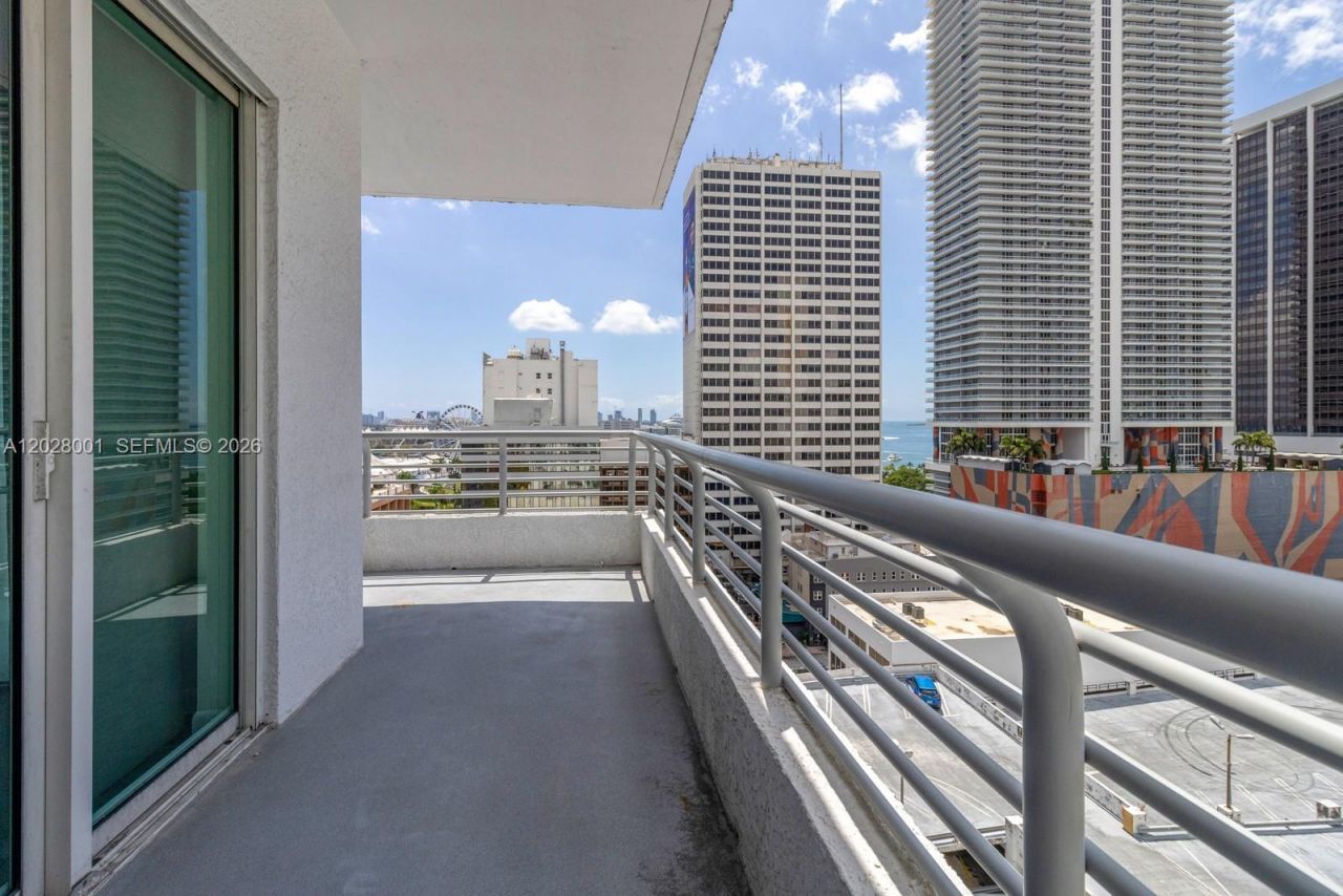 133 NE 2nd Ave, Unit 1402, Miami, FL 33132 Photo