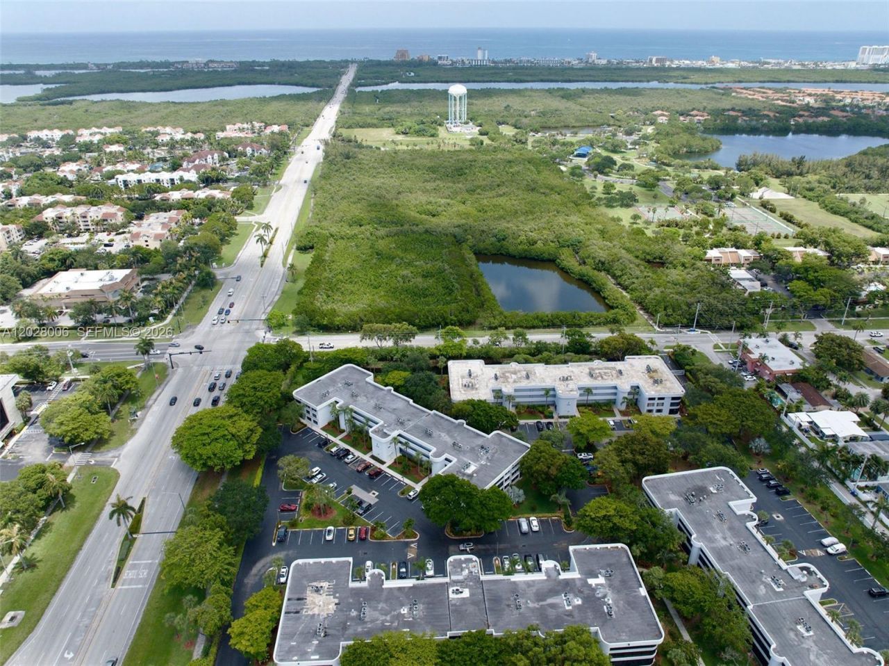 1450 Sheridan St, Unit 13E, Hollywood, FL 33020 Photo