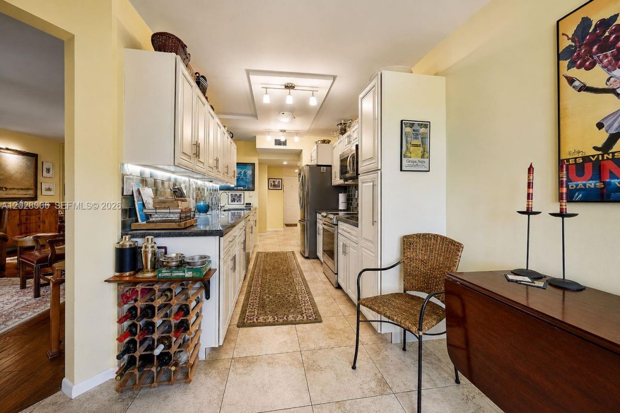 1450 Sheridan St, Unit 13E, Hollywood, FL 33020 Photo