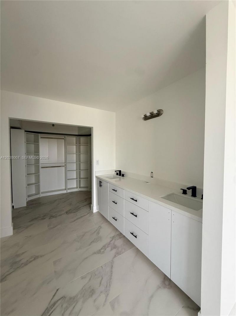 19101 NE 36th Ct , Unit 1005, Aventura, FL 33180 Photo