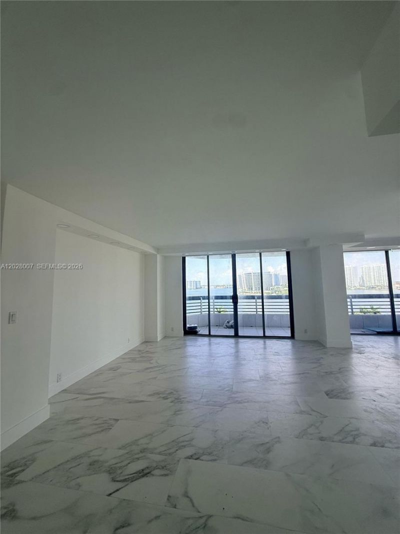 19101 NE 36th Ct , Unit 1005, Aventura, FL 33180 Photo