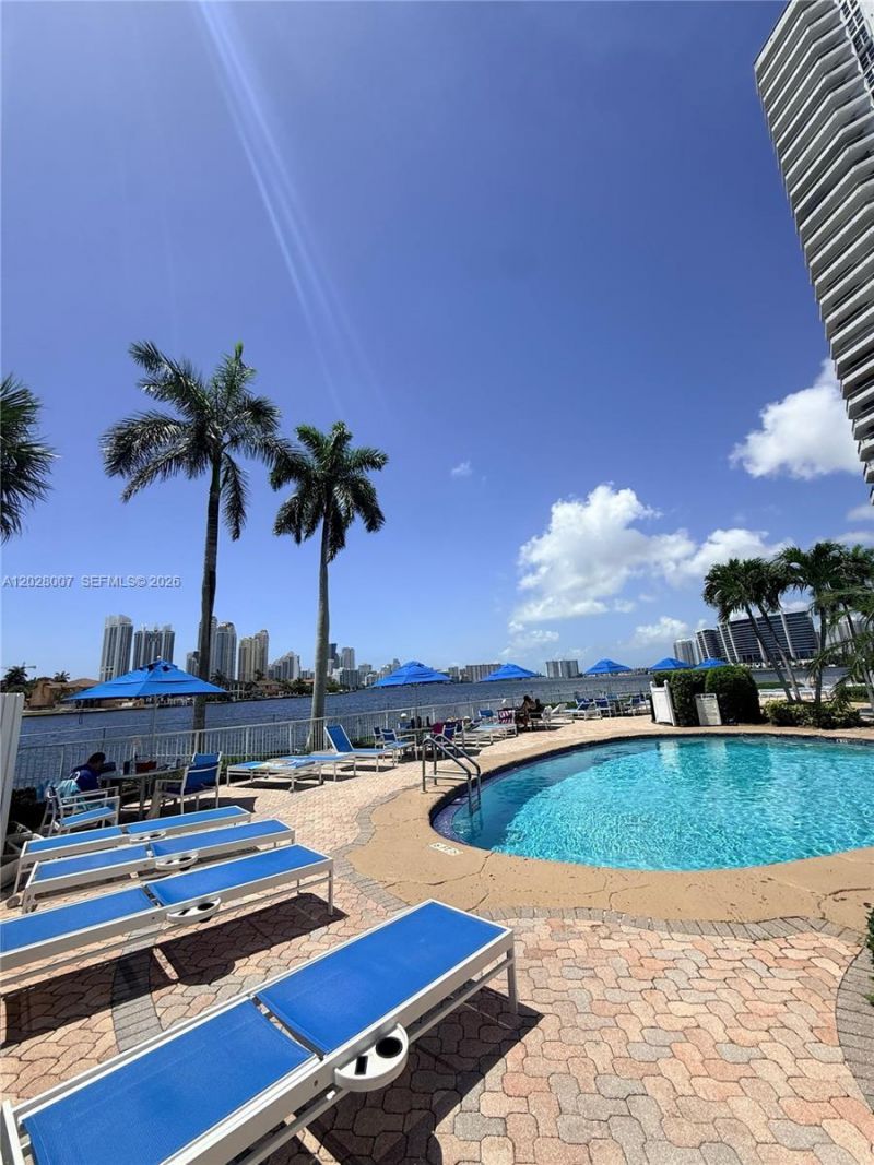 19101 NE 36th Ct , Unit 1005, Aventura, FL 33180 Photo