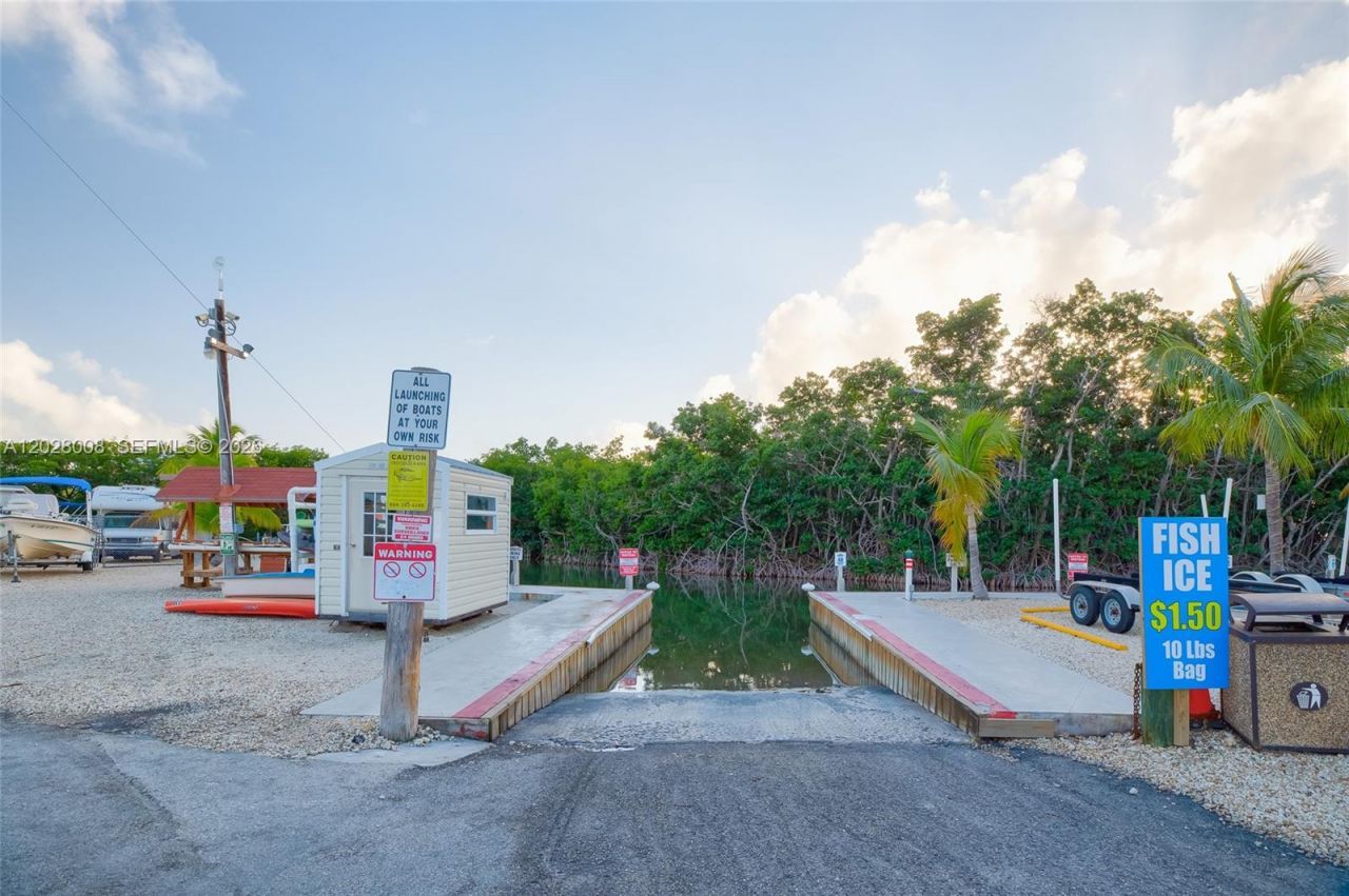 325 Calusa Street , Key Largo, FL 33037 Photo