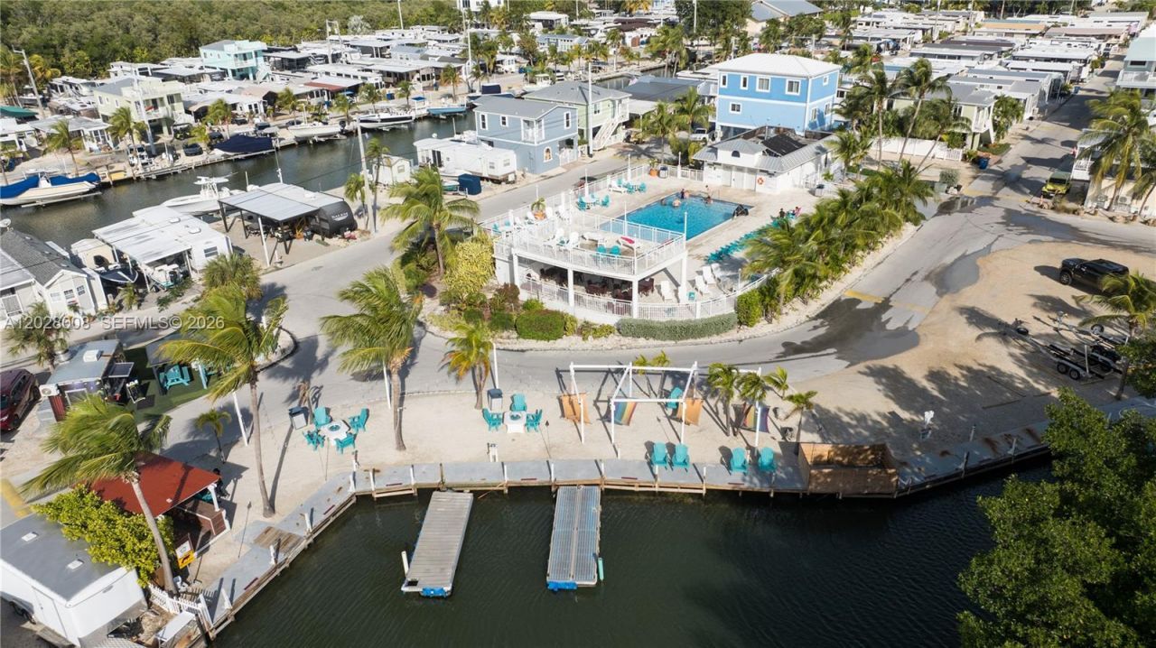 325 Calusa Street , Key Largo, FL 33037 Photo