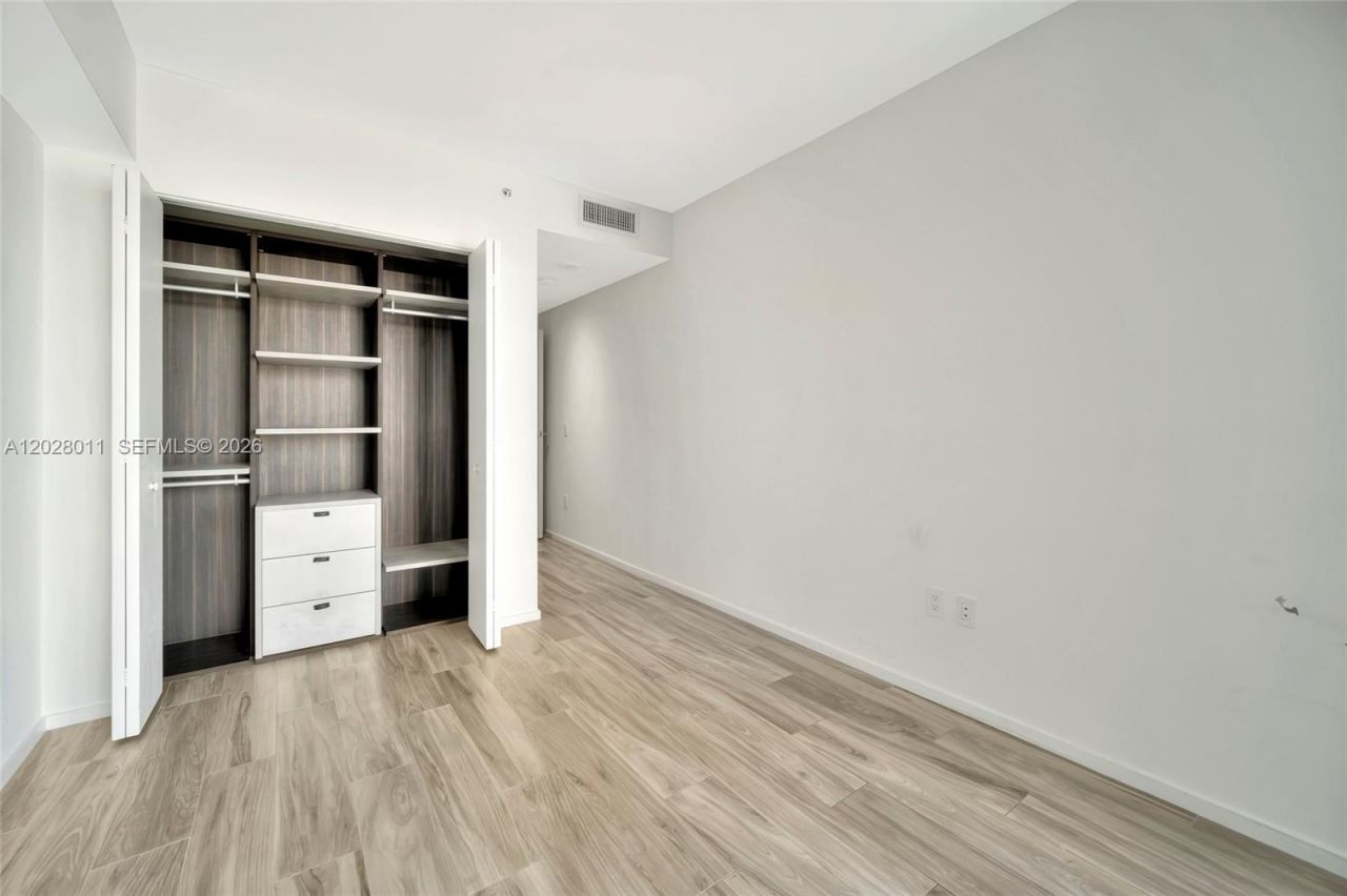 801 S Miami Ave , Unit 2909, Miami, FL 33130 Photo