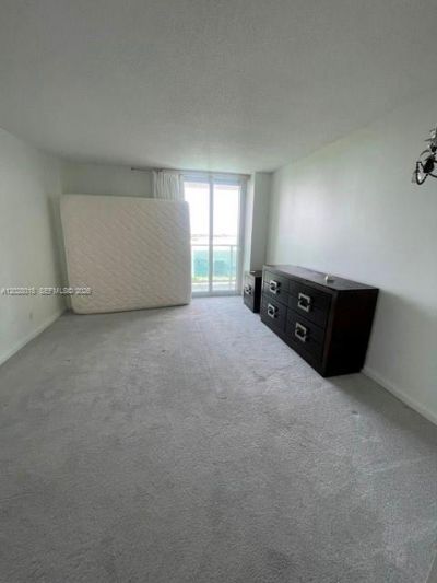100 Bayview Dr, Unit 1623, Sunny Isles Beach, FL 33160 Photo
