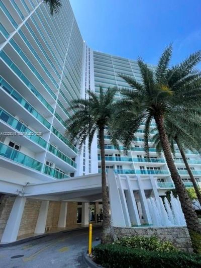 100 Bayview Dr, Unit 1623, Sunny Isles Beach, FL 33160 Photo