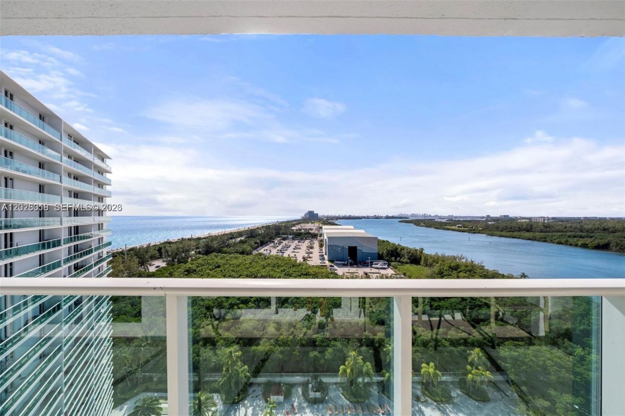 100 Bayview Dr, Unit 1623, Sunny Isles Beach, FL 33160 Photo