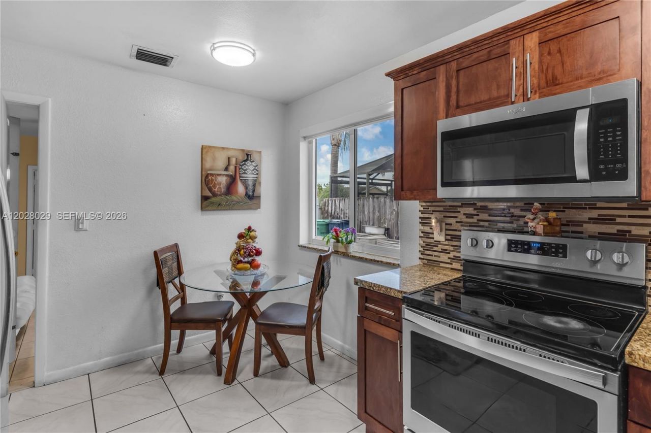 25701 SW 133rd Ct , Homestead, FL 33032 Photo