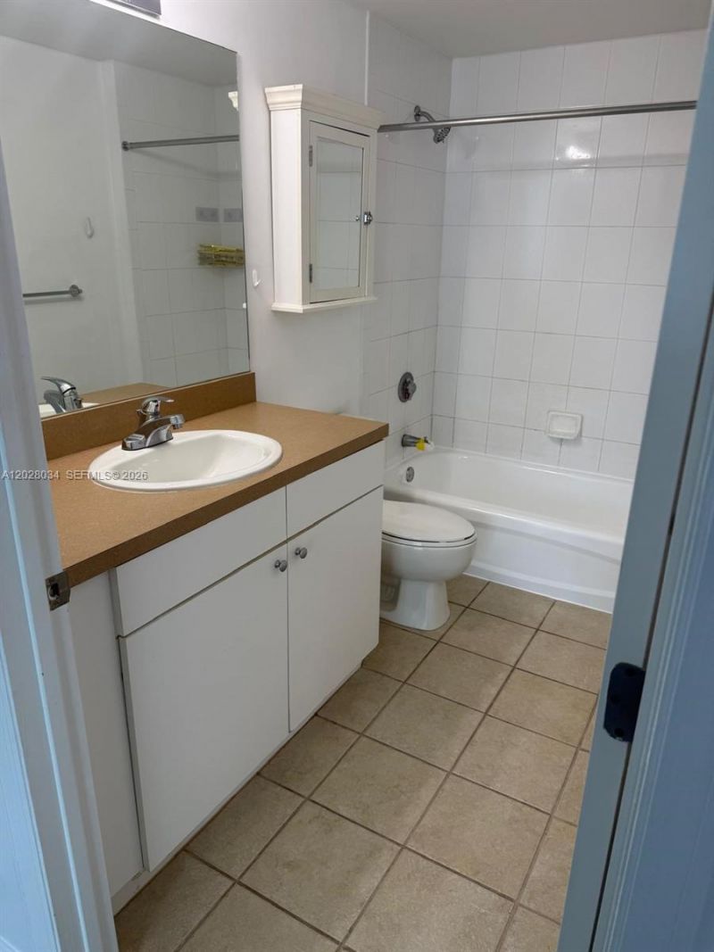 1250 S Miami Ave , Unit 1412, Miami, FL 33130 Photo