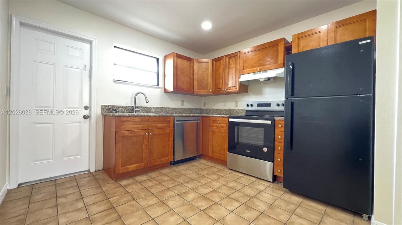 5914 Taylor St , Unit 1-2, Hollywood, FL 33021 Photo