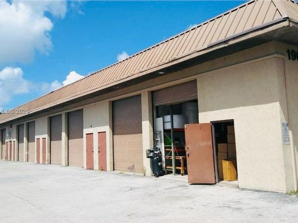1901 NW 32nd St , Unit 6, Pompano Beach, FL 33064