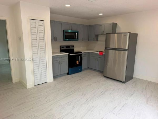 19321 SW 196th St , Unit 1, Miami, FL 33187