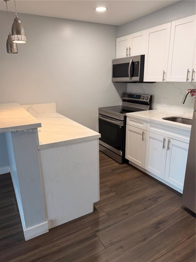 2200 E Hallandale Beach Blvd , Unit 303, Hallandale Beach, FL 33009 Photo