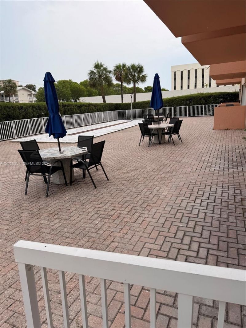 2200 E Hallandale Beach Blvd , Unit 303, Hallandale Beach, FL 33009 Photo
