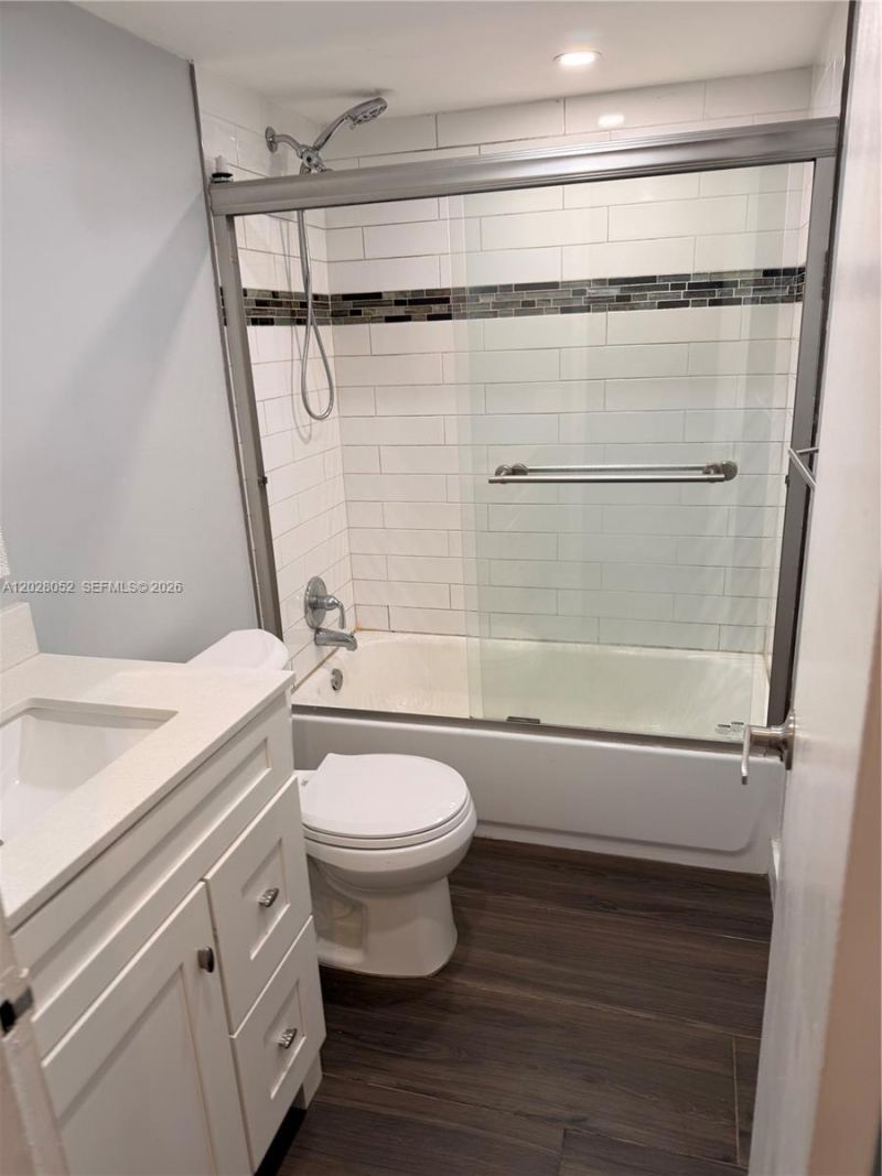 2200 E Hallandale Beach Blvd , Unit 303, Hallandale Beach, FL 33009 Photo