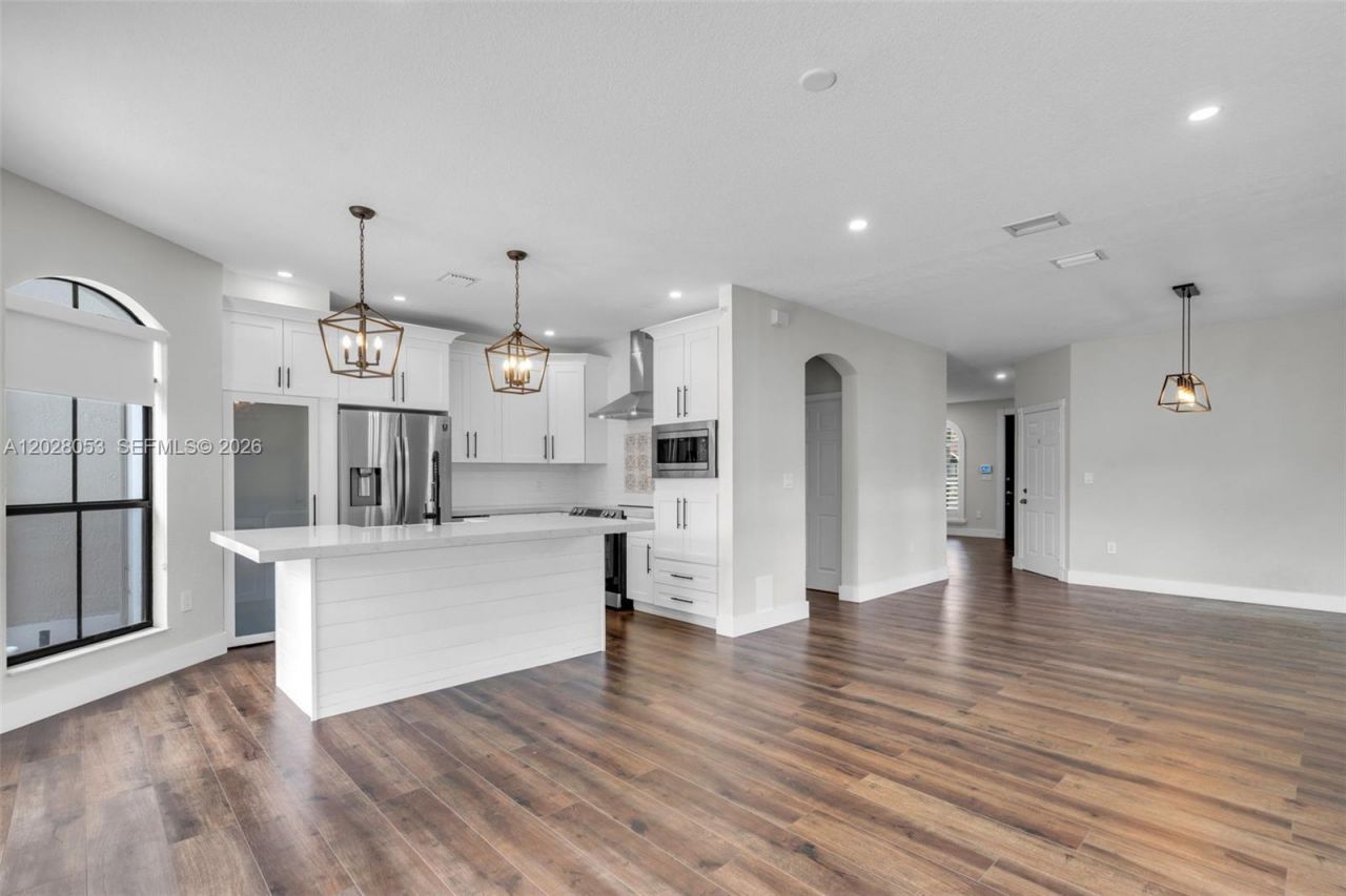 10276 NW 30th Ter , Doral, FL 33172 Photo