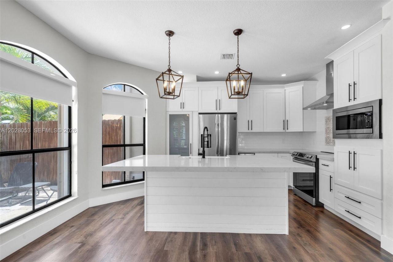 10276 NW 30th Ter , Doral, FL 33172 Photo