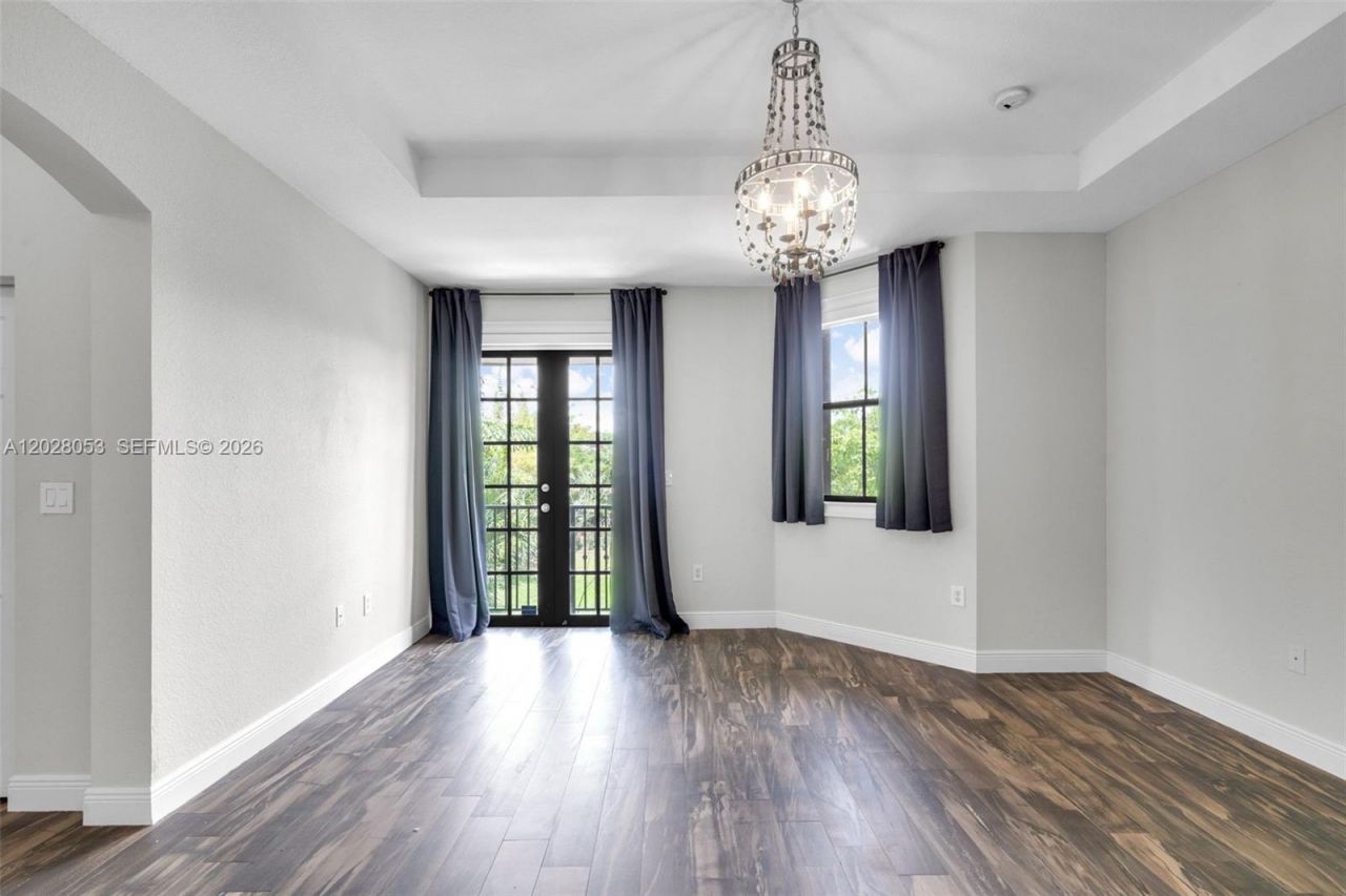 10276 NW 30th Ter , Doral, FL 33172 Photo