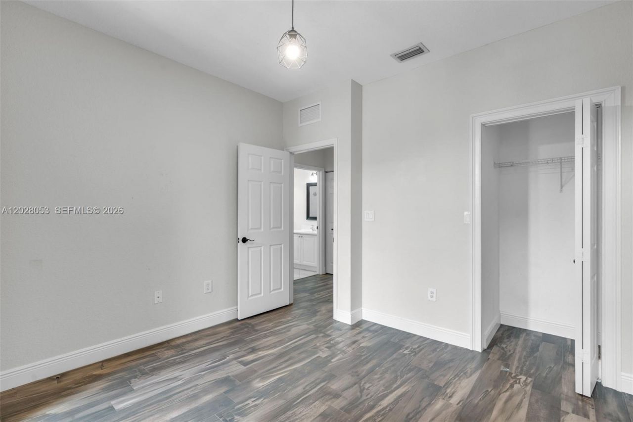 10276 NW 30th Ter , Doral, FL 33172 Photo