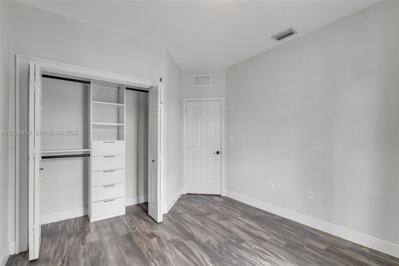 10276 NW 30th Ter , Doral, FL 33172 Photo